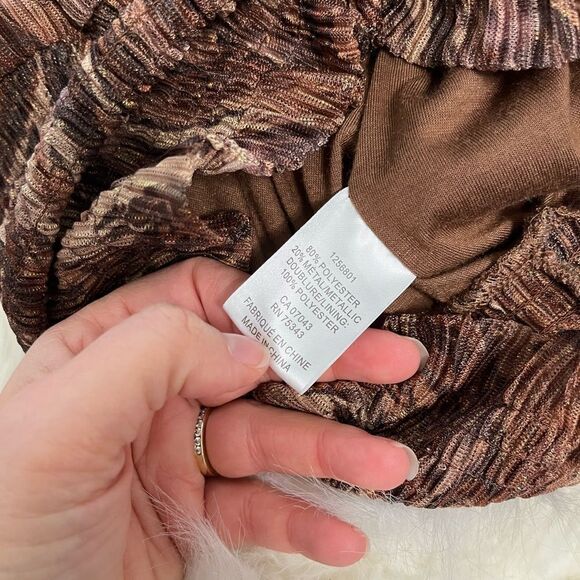 Joie blouse. NWT  - Picture 5 of 6